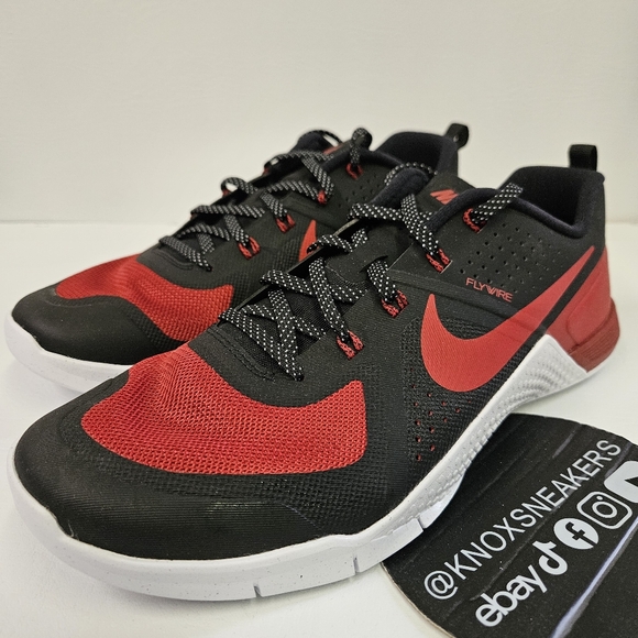 Nike Metcon 1 OG Road to Metcon X Banned 2024 Black Red FQ1854 001 Men's Size 11